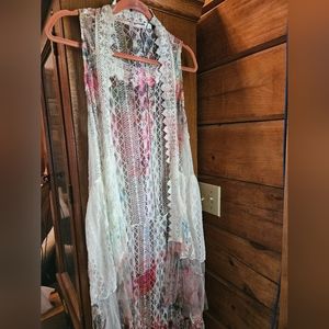 NWOT Origami Floral Lace Kimono Small